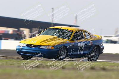 media/Jan-18-2026-CalClub SCCA (Sun) [[8bc6468723]]/Group 5 Race/Turn 1/